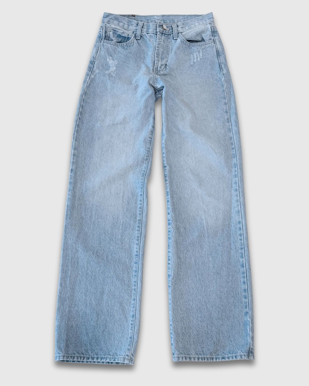 Relaxed Light Wash Mid-Rise Jean