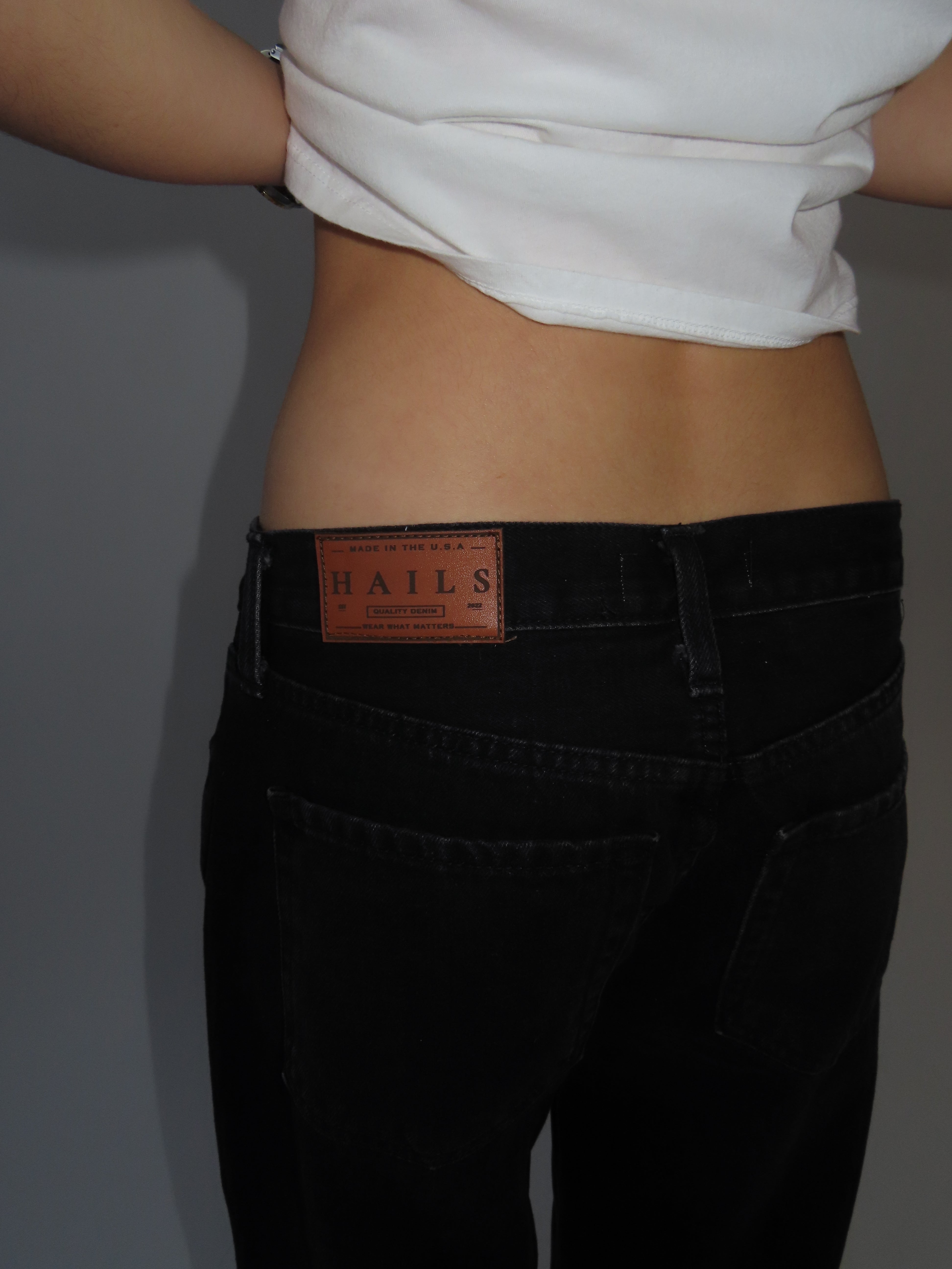 Black Low-Rise Slouch Jean