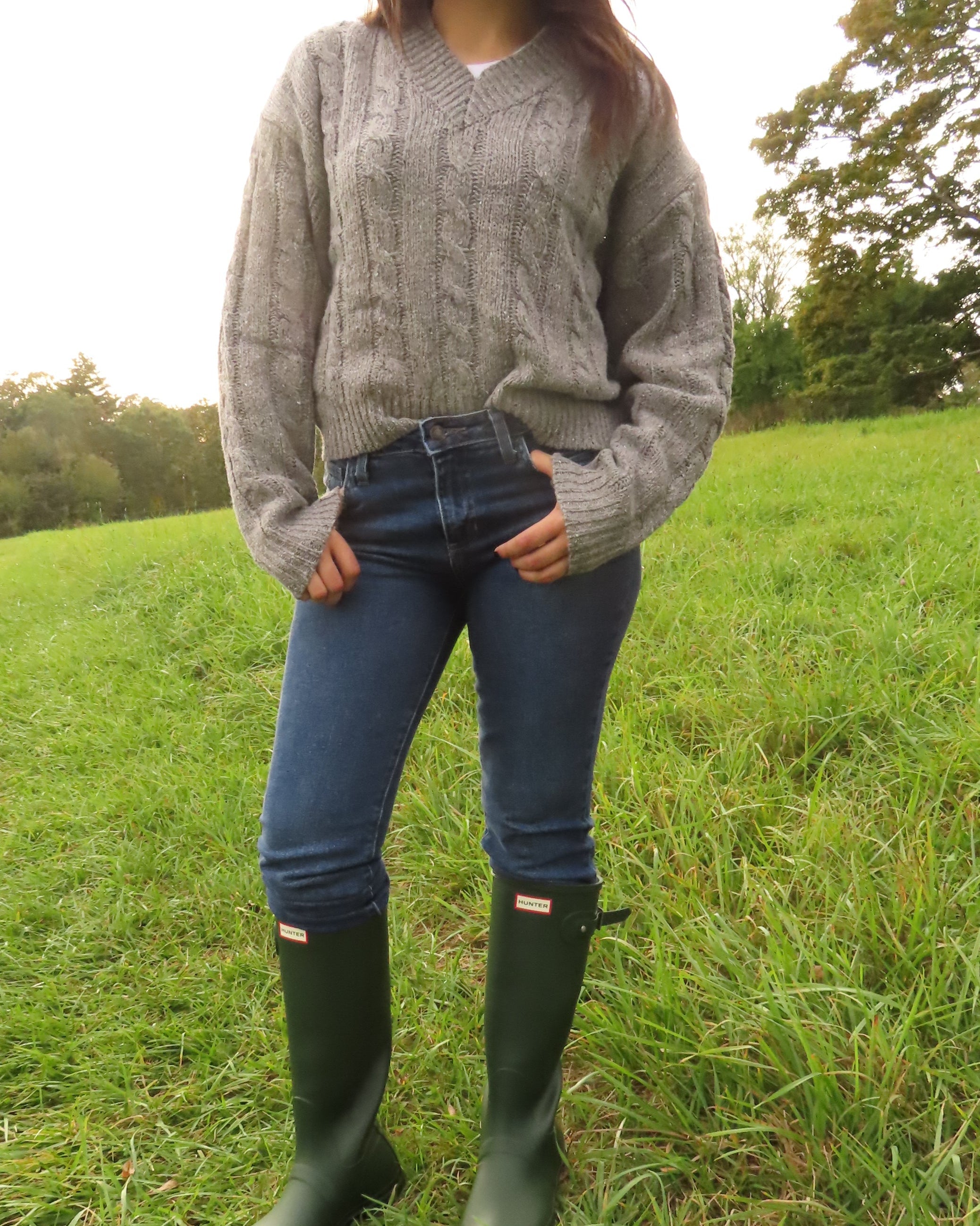 V neck cable knit sweater